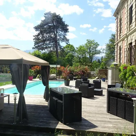 le château des arènes-2