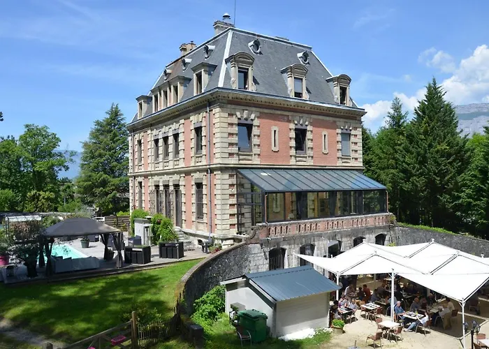 le château des arènes