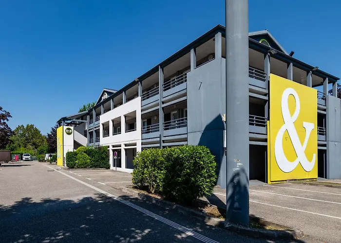 B&B HOTEL Grenoble Université